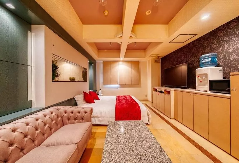 Hotelli Luna Otsu