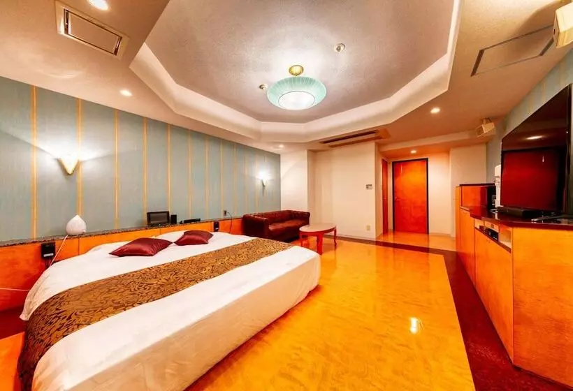 Hotelli Luna Otsu