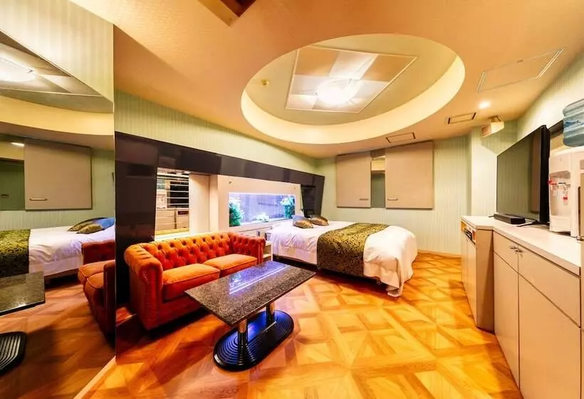 Hotelli Luna Otsu