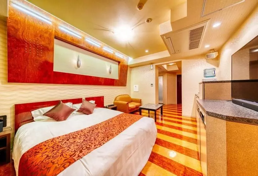 Hotelli Luna Otsu