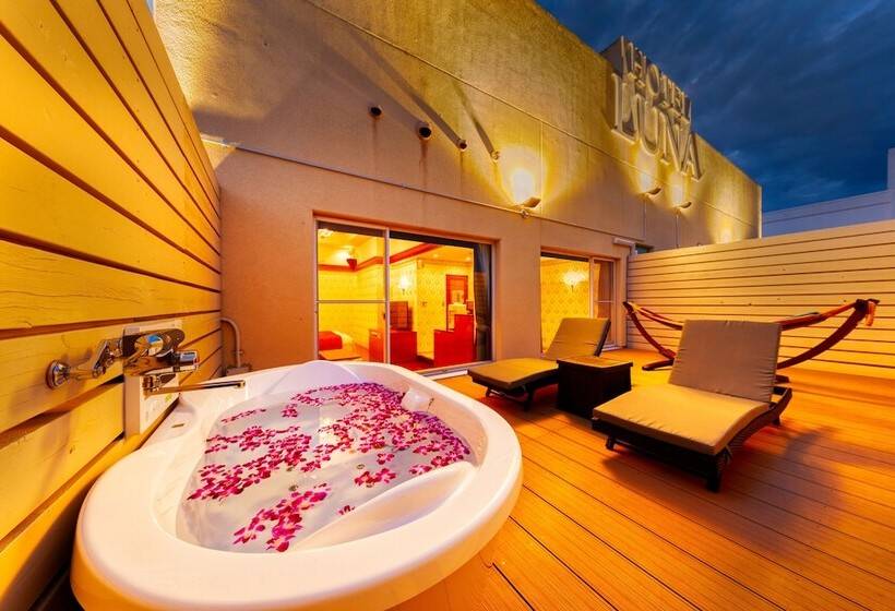 Otel Luna Otsu