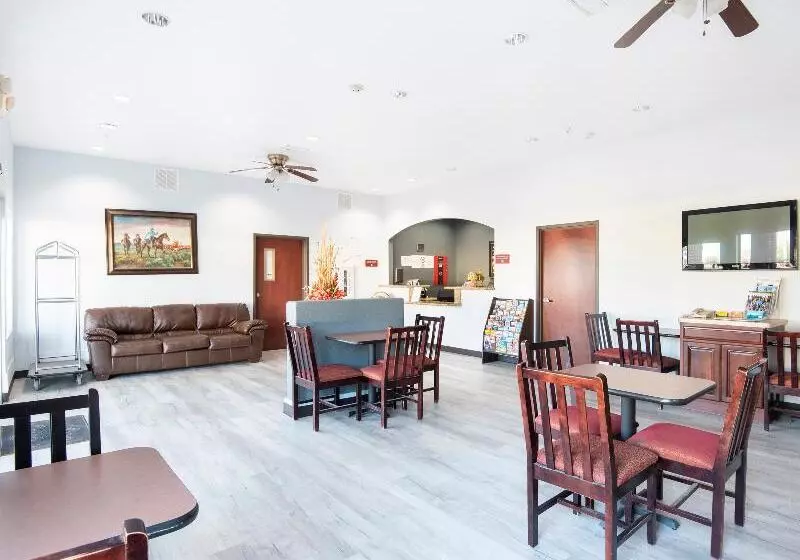 Hotelli Oyo Townhouse Clute Lake Jackson