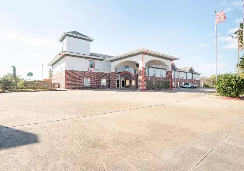 Hotelli Oyo Townhouse Clute Lake Jackson