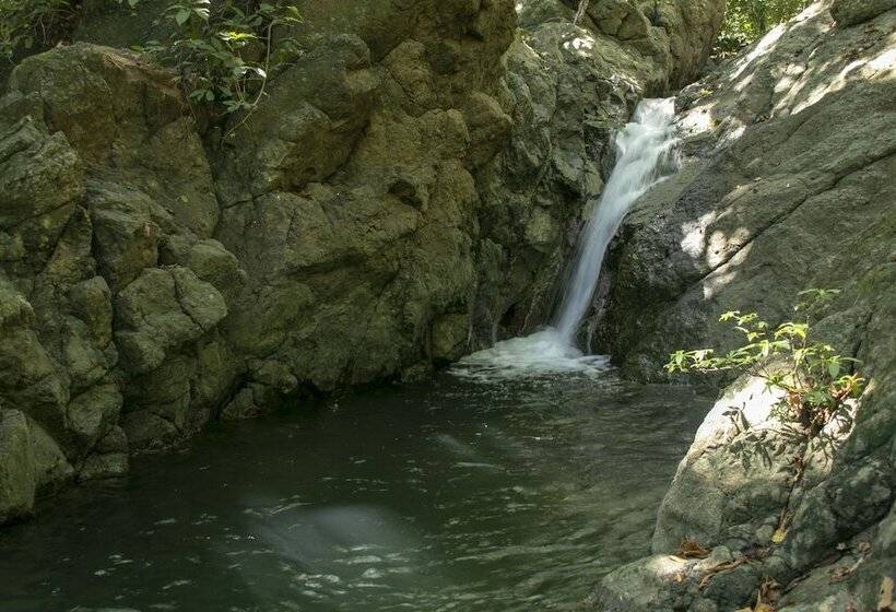 فندق Villas Cabuya Beach & Forest