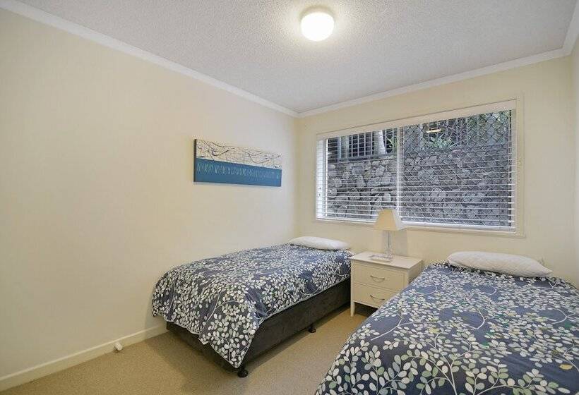 Kingsview 1/54 Kingfisher Drive