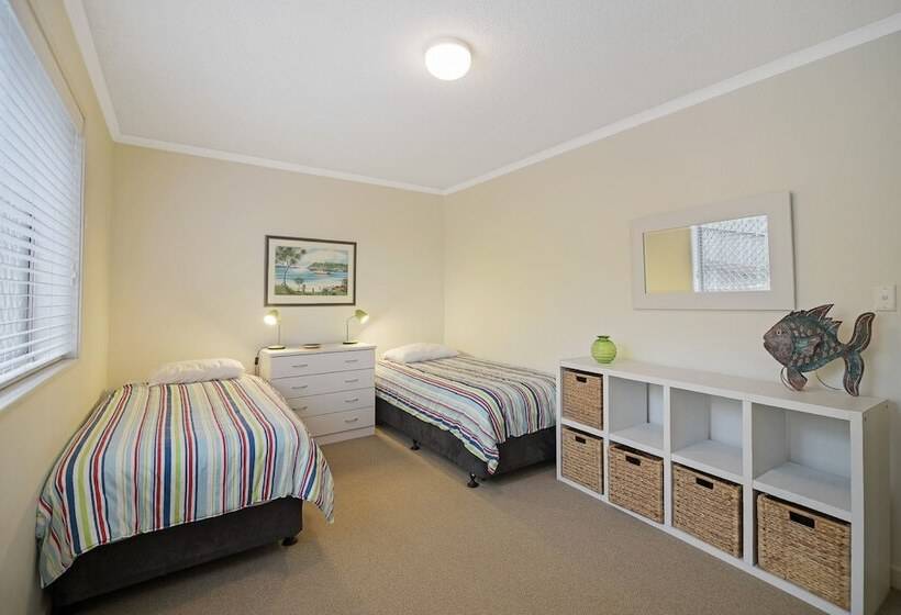 Kingsview 1/54 Kingfisher Drive