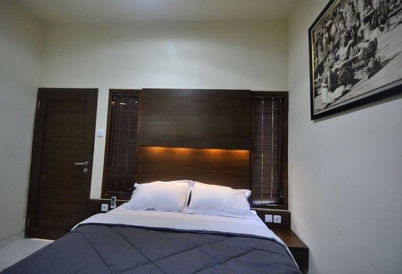 Panzió Kings House Kesari