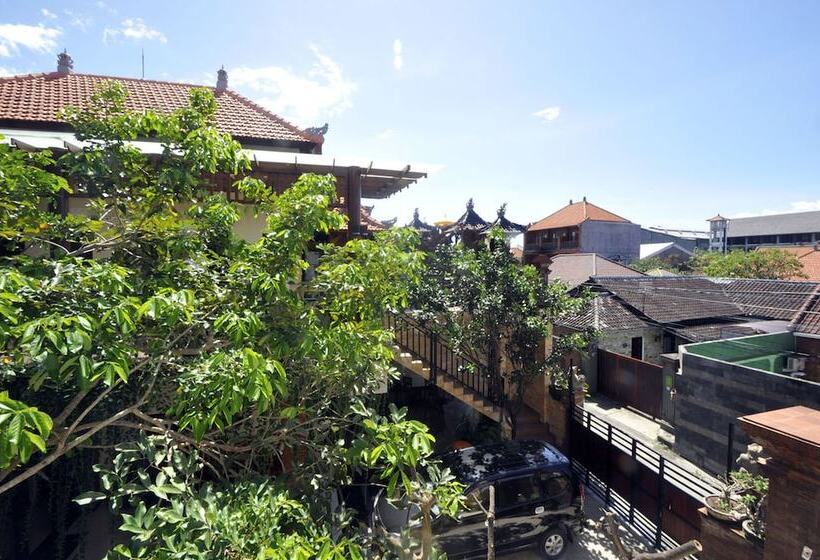 Panzió Kings House Kesari