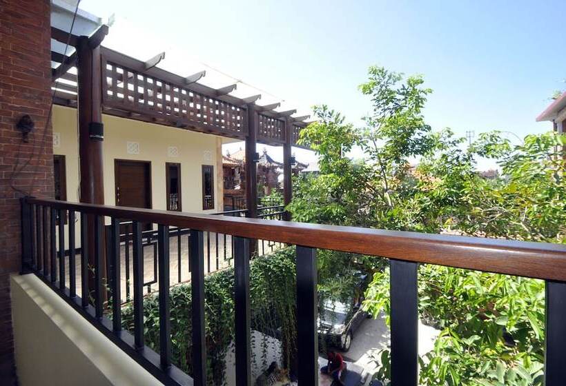 Panzió Kings House Kesari