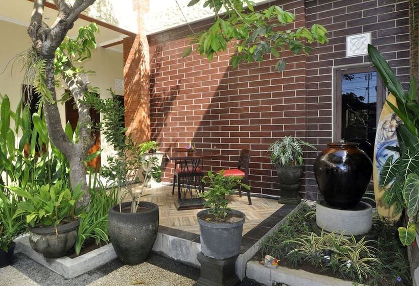 Panzió Kings House Kesari