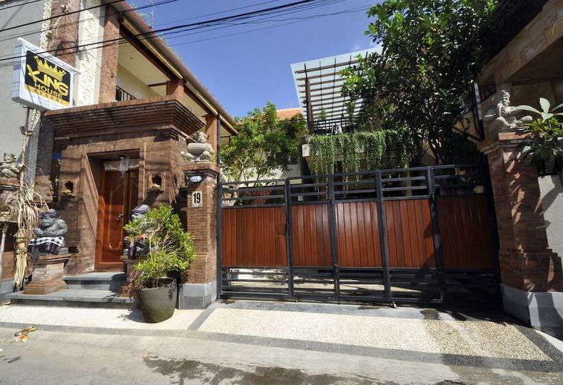 Panzió Kings House Kesari