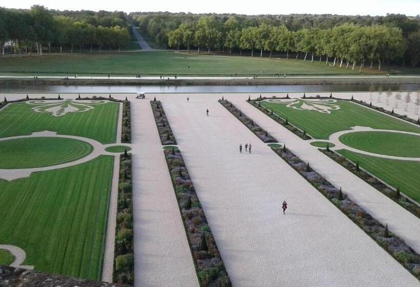 膳宿费 Les Hirondelles