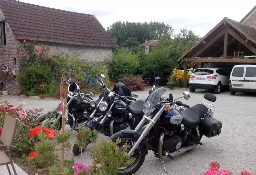 پانسیون Les Hirondelles