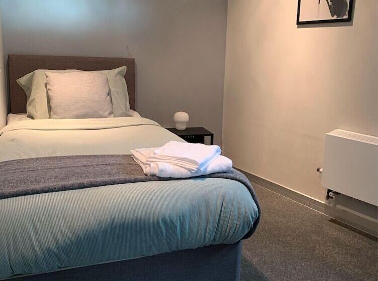 Richmond House By Staytor Accommodation