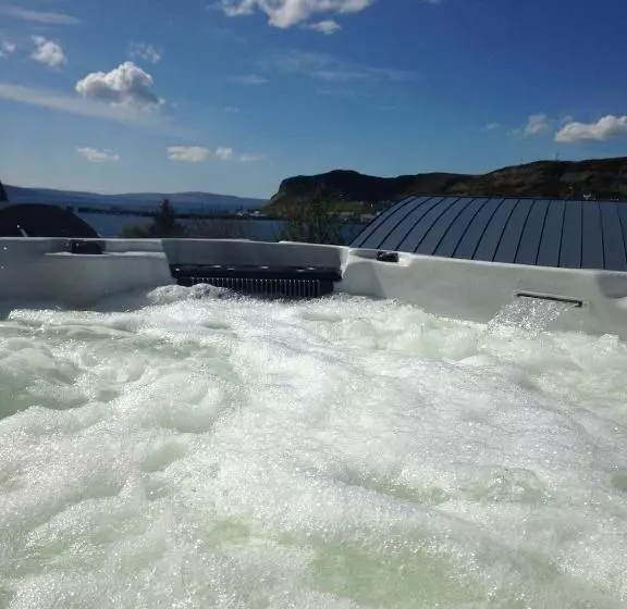 Stones Luxury B&b With Hot Tub And Self Contained Rooms