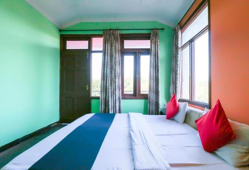 ホテル Capital O Saloh Palace