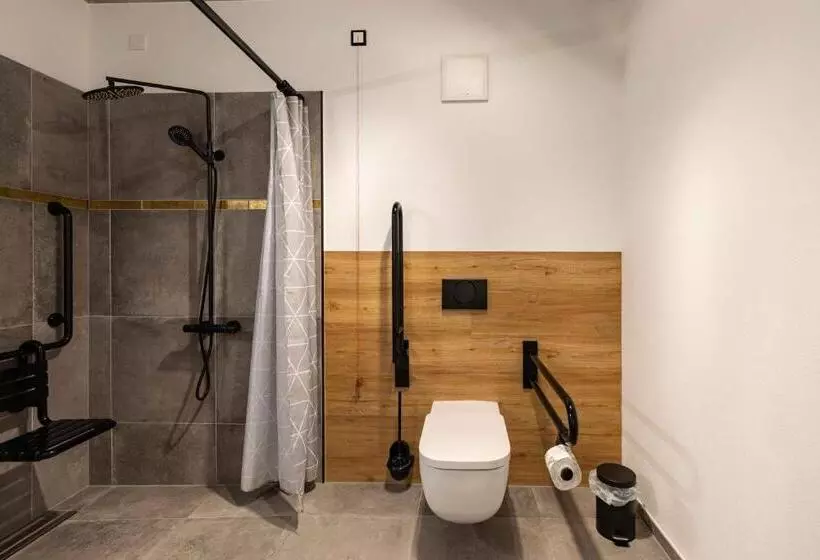 Hotelli Luttes Loft Boutique