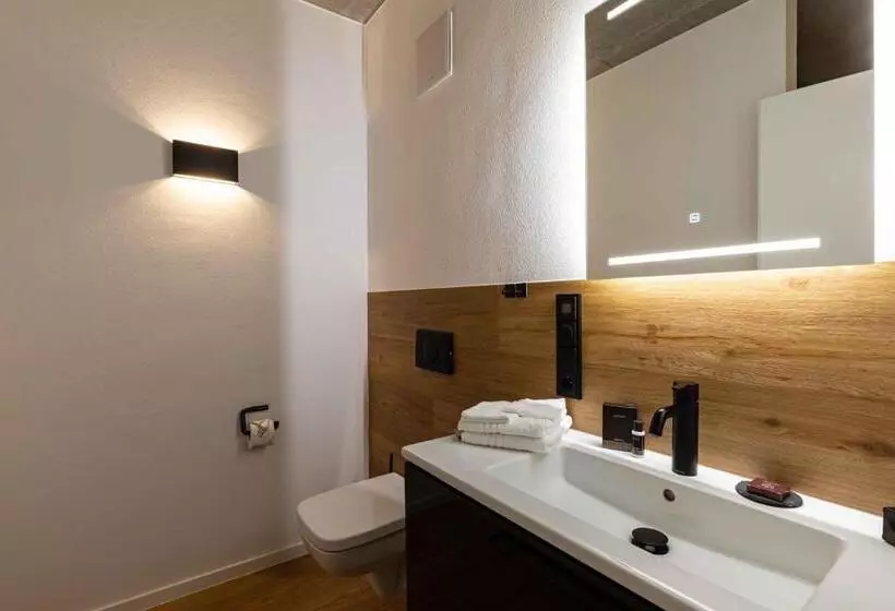 Hotelli Luttes Loft Boutique