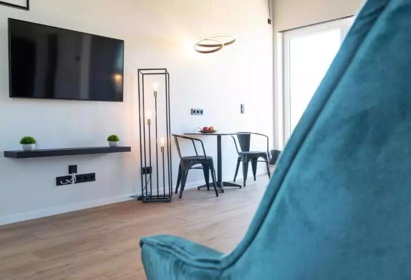 Hotelli Luttes Loft Boutique