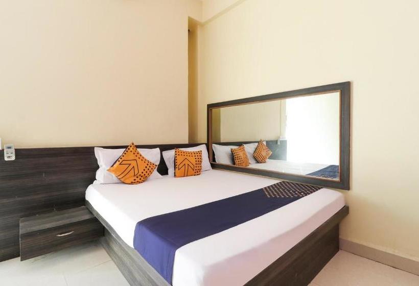 Vaccinated Staff- Spot On 68815 Hotel Sarthak