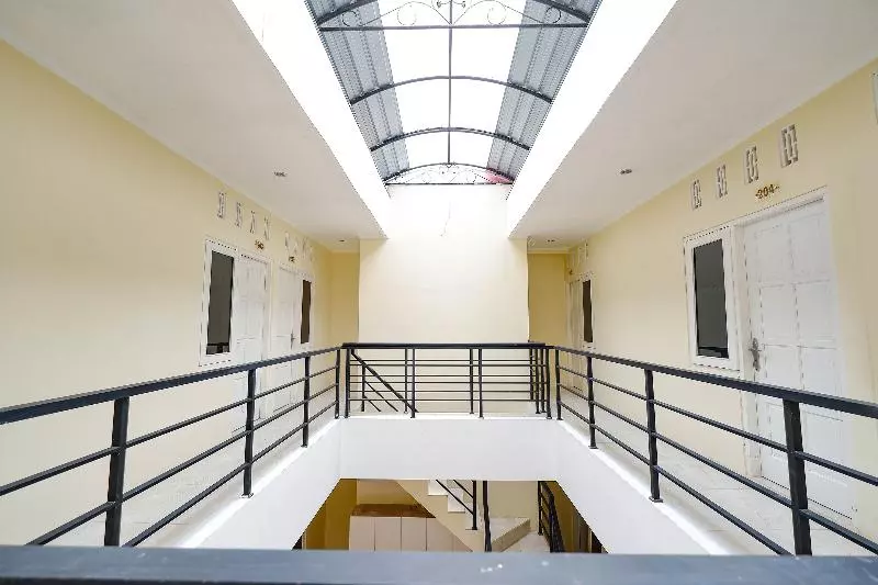 Hotelli Oyo 2856 Wisma Fortuna Syariah