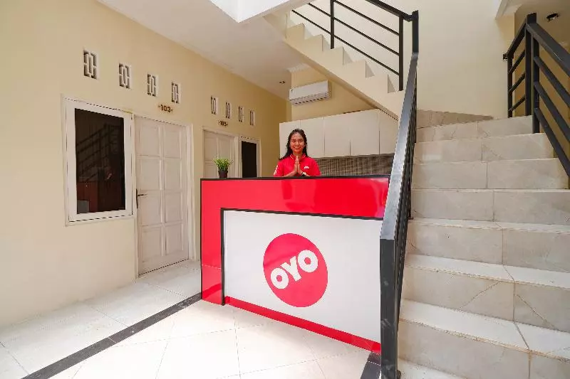 Hotelli Oyo 2856 Wisma Fortuna Syariah