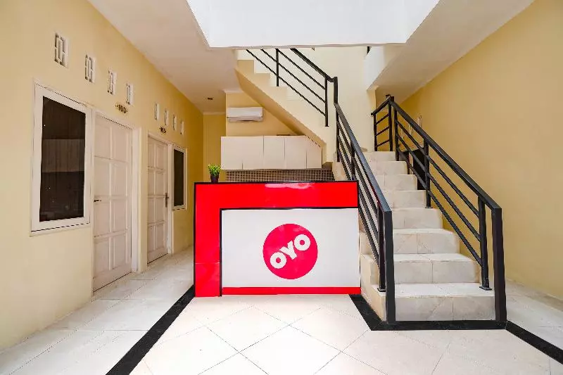 Hotelli Oyo 2856 Wisma Fortuna Syariah