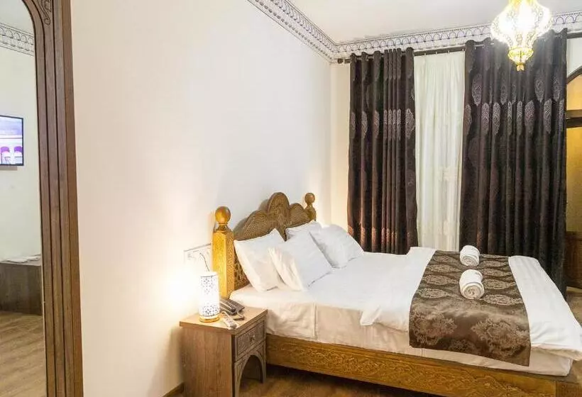 هتل Royal Bukhara