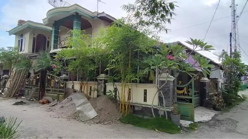 ホテル Spot On 2556 Lubuk Nyarai Residence Syariah