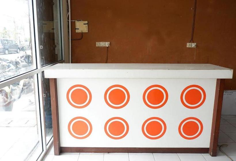 هتل Spot On 2589 Marina Residence