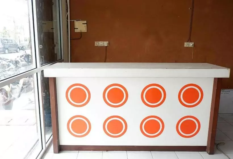 هتل Spot On 2589 Marina Residence