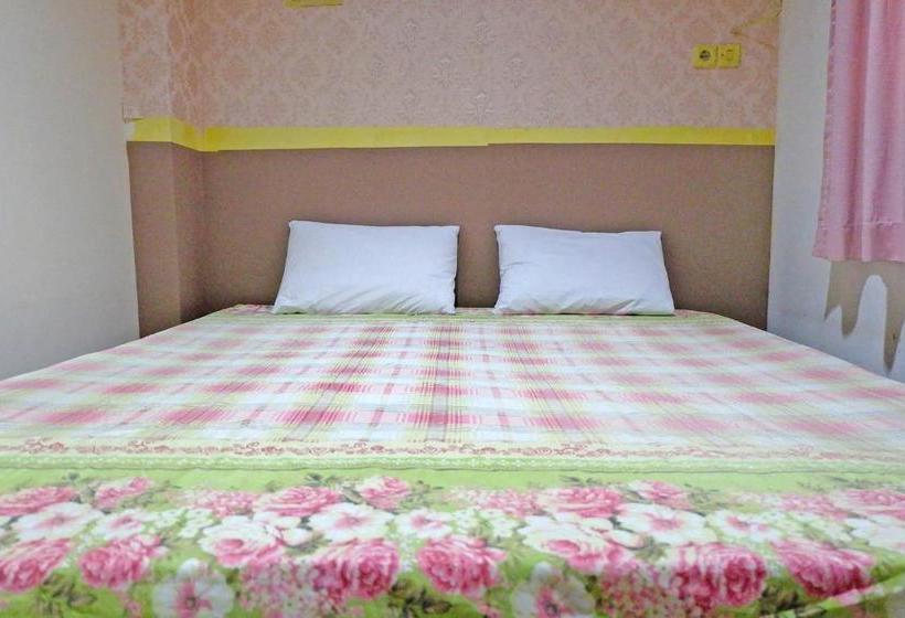 هتل Spot On 2589 Marina Residence