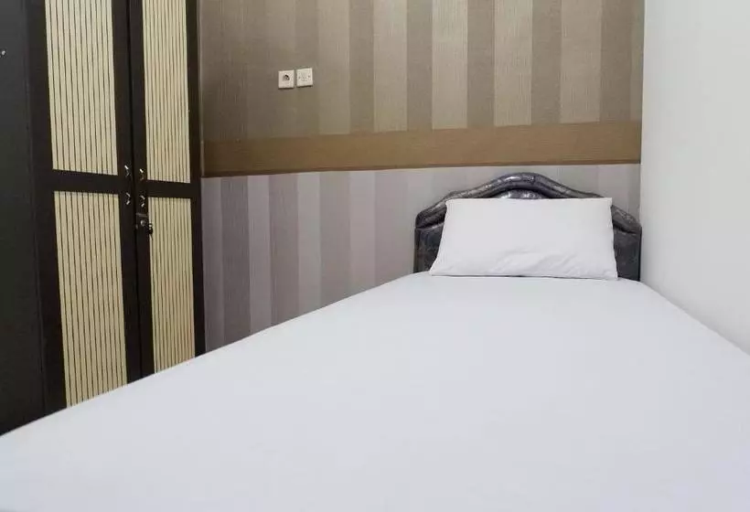 هتل Spot On 2589 Marina Residence