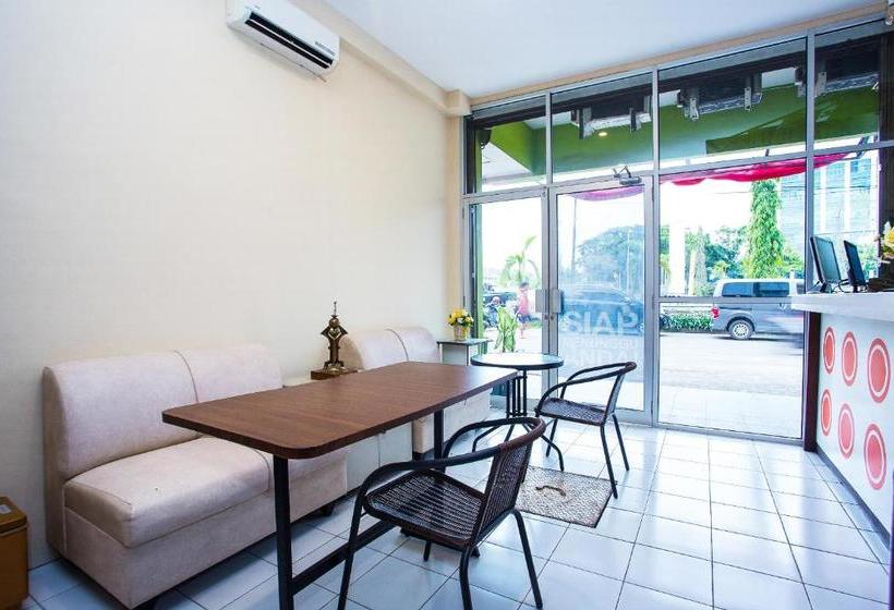 هتل Spot On 2589 Marina Residence