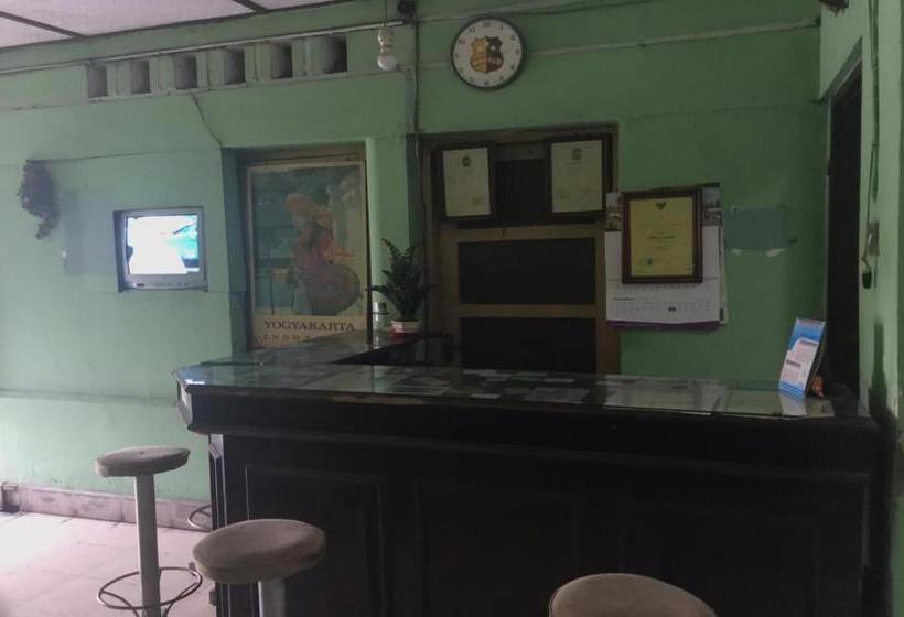 Hotel Spot On 2880 Wisma Larasati