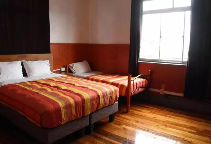ペンション Hostal Capricho De Carlitos