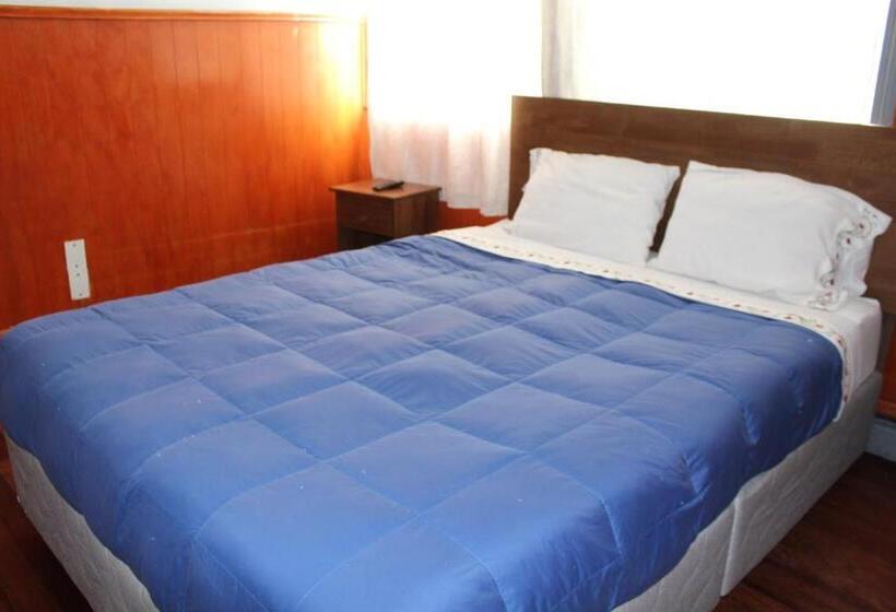 پانسیون Hostal Capricho De Carlitos