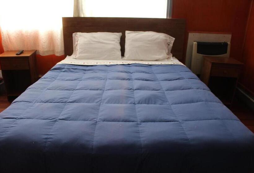 پانسیون Hostal Capricho De Carlitos