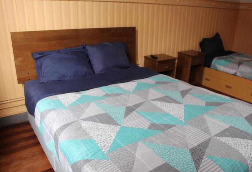 پانسیون Hostal Capricho De Carlitos