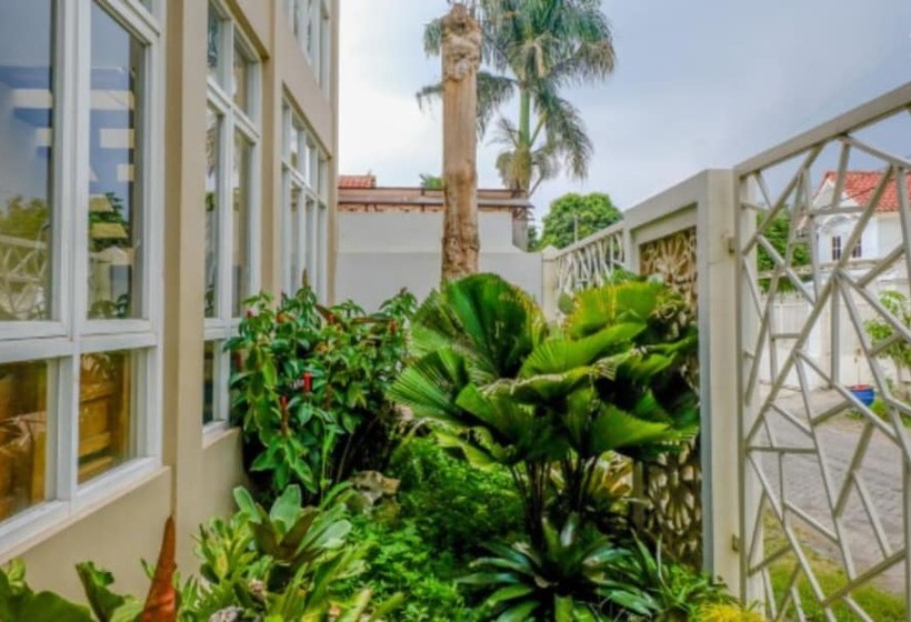 酒店 Omah Anin Boarding House