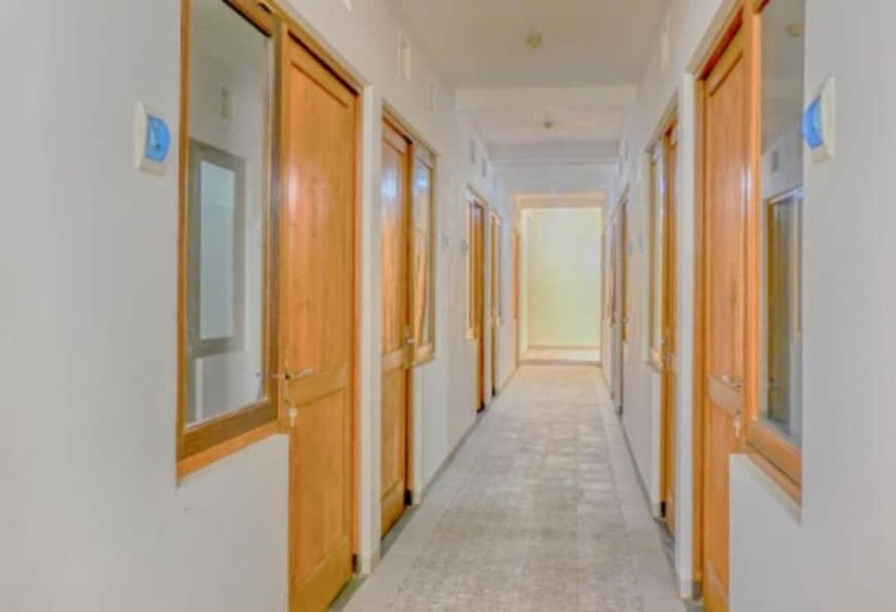 酒店 Omah Anin Boarding House