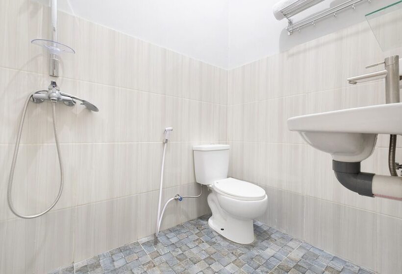 فندق Oyo 2727 Nareswari Residence