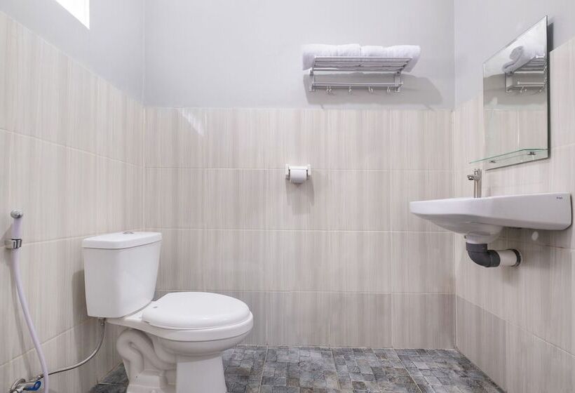 فندق Oyo 2727 Nareswari Residence