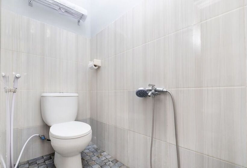 فندق Oyo 2727 Nareswari Residence