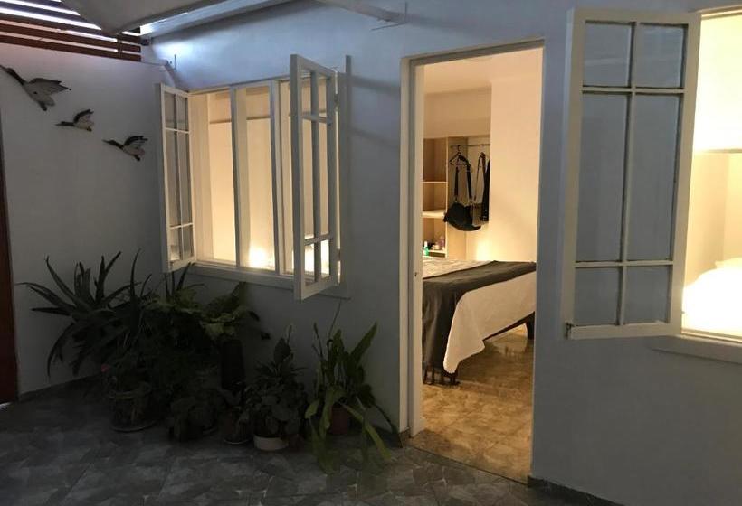 פנסיון Hostal Casa 95