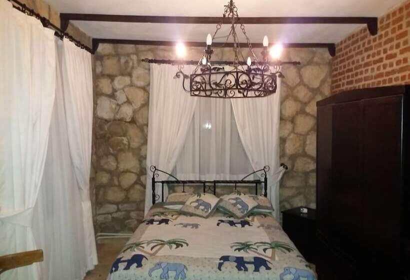 پانسیون Tas Konak