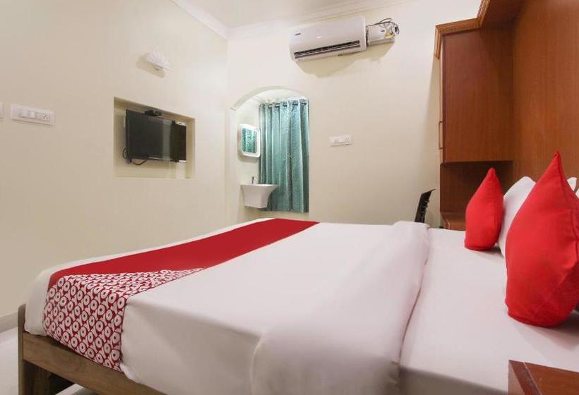 Отель Oyo 67243 Aranmagan Residency