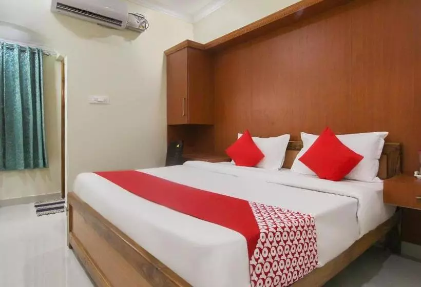 Hotelli Oyo 67243 Aranmagan Residency
