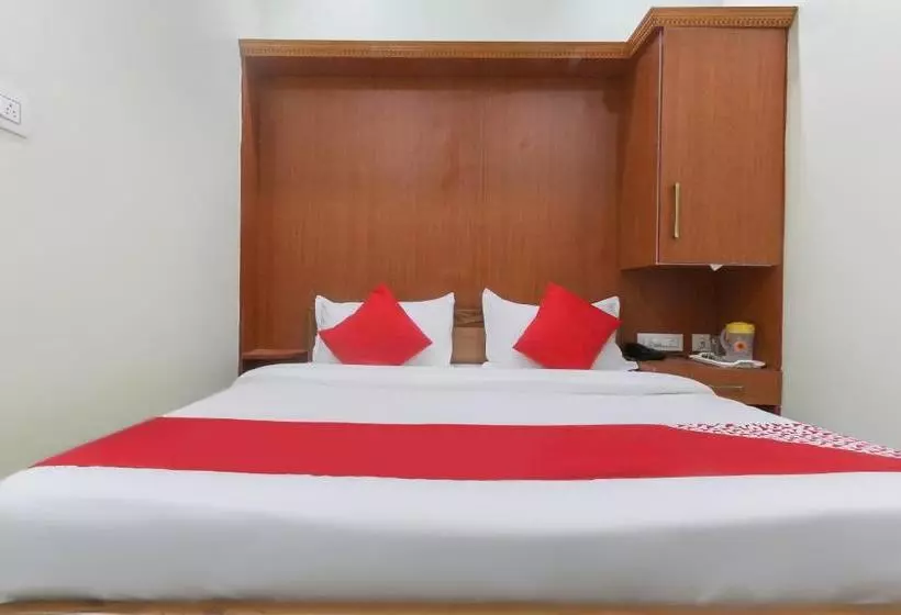 Hotelli Oyo 67243 Aranmagan Residency