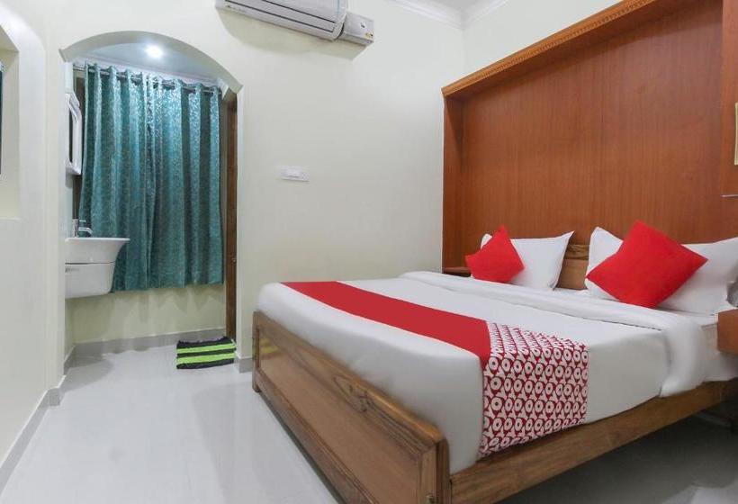 Отель Oyo 67243 Aranmagan Residency